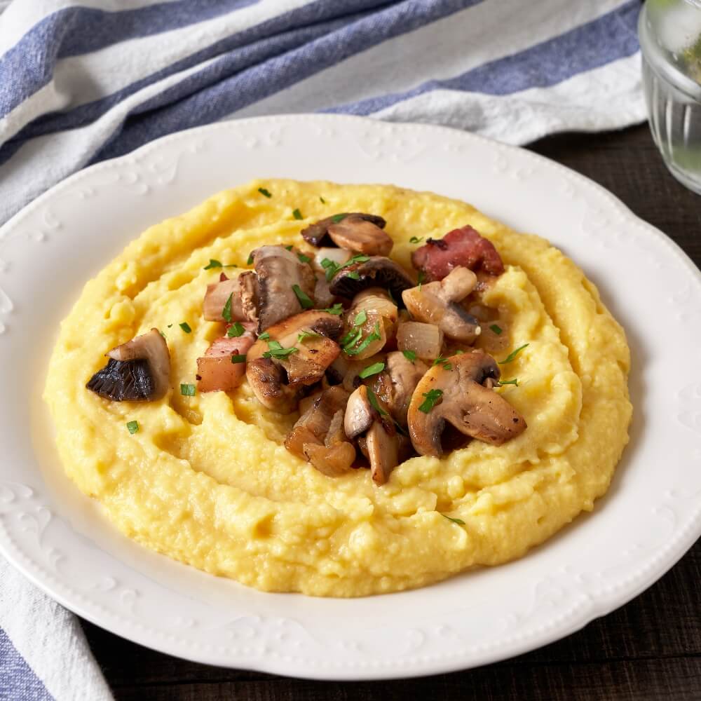 immagine polenta con funghi